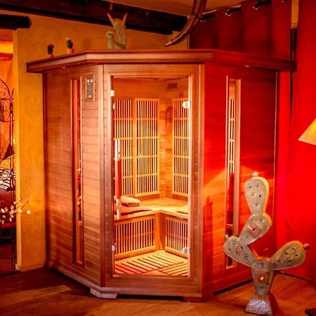 Domaine De La Croix Du Vexin Bed & Breakfast Themericourt Ngoại thất bức ảnh