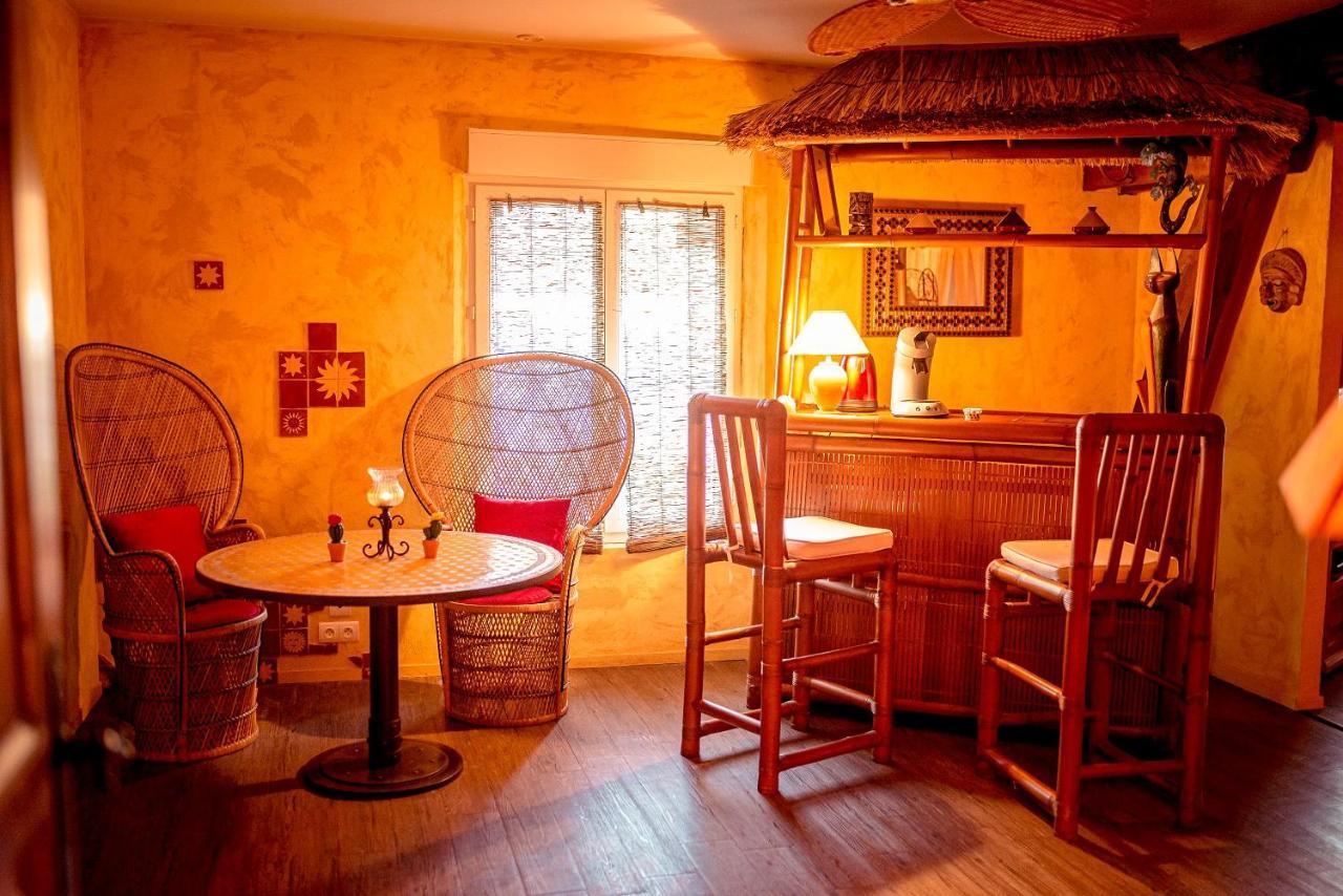 Domaine De La Croix Du Vexin Bed & Breakfast Themericourt Ngoại thất bức ảnh