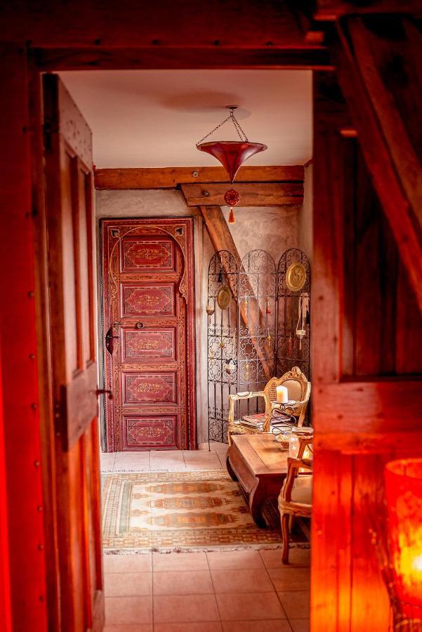Domaine De La Croix Du Vexin Bed & Breakfast Themericourt Ngoại thất bức ảnh
